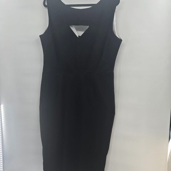 Tatyana Dresses & Skirts - Tatyana Black White Triangle Cutout Back Collar Cotton Nylon Midi Dress 4x